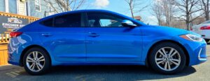2017_Hyundai_Elantra_SE_11