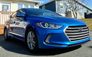 2017_Hyundai_Elantra_SE_12