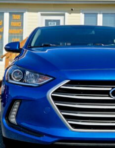 2017_Hyundai_Elantra_SE_13