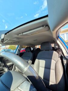2017_Hyundai_Elantra_SE_16