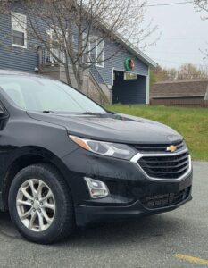 2019_Chevrolet_Equinox_09