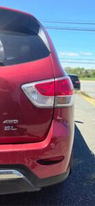 2015_Nissan_Pathfinder_4WD_06