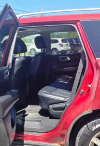 2015_Nissan_Pathfinder_4WD_13