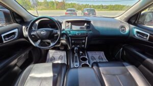 2015_Nissan_Pathfinder_4WD_14