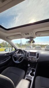 2017_Chevrolet_Cruze_LT_Cylinder_14