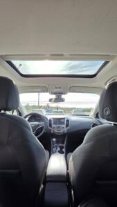 2017_Chevrolet_Cruze_LT_Cylinder_15