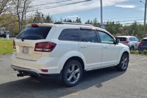 2017_Dodge_Journey_Crossroad_7-Passenger_AWD_06