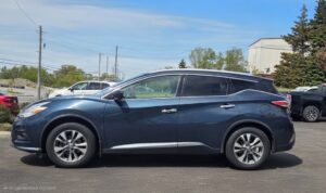 2017_Nissan_Murano_03