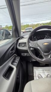 2018_Chevrolet_Equinox_16