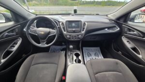 2018_Chevrolet_Malibu_12