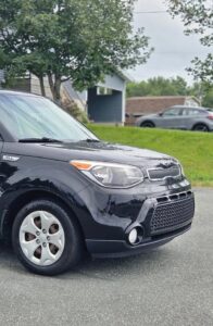 2016_Kia_Soul_Base_09