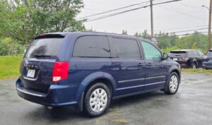 2017_Dodge_Grand_Caravan_Canada_Value_Package_4DR_WGN_05