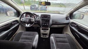 2017_Dodge_Grand_Caravan_Canada_Value_Package_4DR_WGN_13