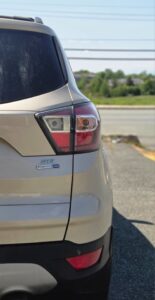 2017_Ford_Escape_SE_AWD_05