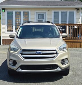 2017_Ford_Escape_SE_AWD_12