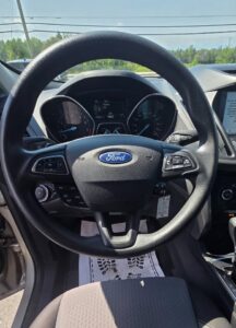 2017_Ford_Escape_SE_AWD_19