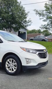 2018_Chevrolet_Equinox_09
