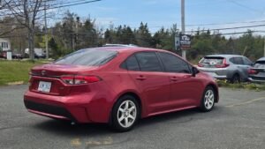 2020_Toyota_Corolla_06