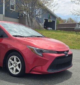 2020_Toyota_Corolla_10