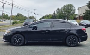 2014_Honda_Civic_LX_03