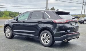 2015_Ford_Edge_SEL_03