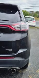 2015_Ford_Edge_SEL_05