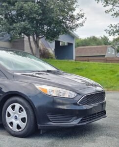 2015_Ford_Focus_S_09