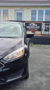 2015_Ford_Focus_S_10