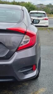 2016_Honda_Civic_05