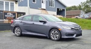 2016_Honda_Civic_08