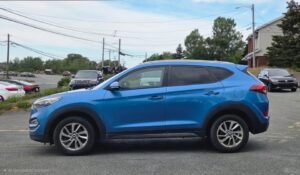 2016_Hyundai_Tucson_Premium_AWD_03