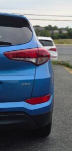 2016_Hyundai_Tucson_Premium_AWD_05