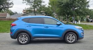 2016_Hyundai_Tucson_Premium_AWD_07