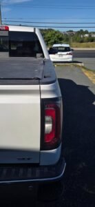 2018_GMC_Sierra_1500_SLT_05