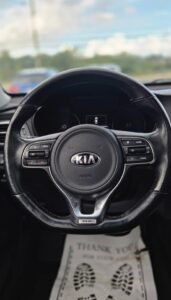 2018_Kia_Optima_17