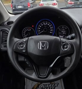 2016_Honda_HR-V_LX_18