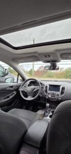 2017_Chevrolet_Cruze_4DR_SDN_LT_13