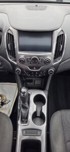 2017_Chevrolet_Cruze_4DR_SDN_LT_16