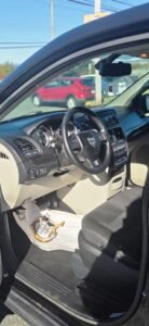 2018_Dodge_Grand_Caravan_SXT_13