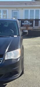 2018_Dodge_Grand_Caravan_SXT_14