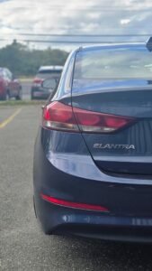 2018_Hyundai_Elantra_GL_04