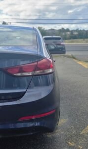 2018_Hyundai_Elantra_GL_05