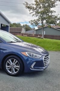 2018_Hyundai_Elantra_GL_09