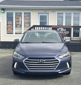 2018_Hyundai_Elantra_GL_10