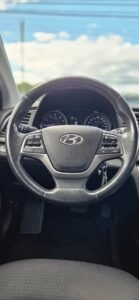 2018_Hyundai_Elantra_GL_15